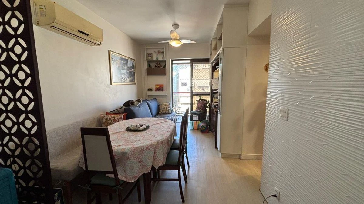 Furnished 2-bedroom apartment with 1 en-suite 90 m²