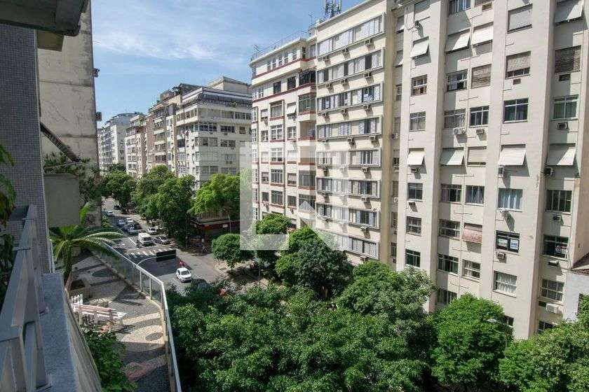 Furnished 76 m² apartment with 2 bedrooms and suite — photo 25