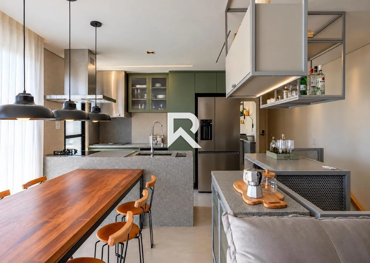 3-bedroom apartment with a walk-in closet in Curitiba — photo 6