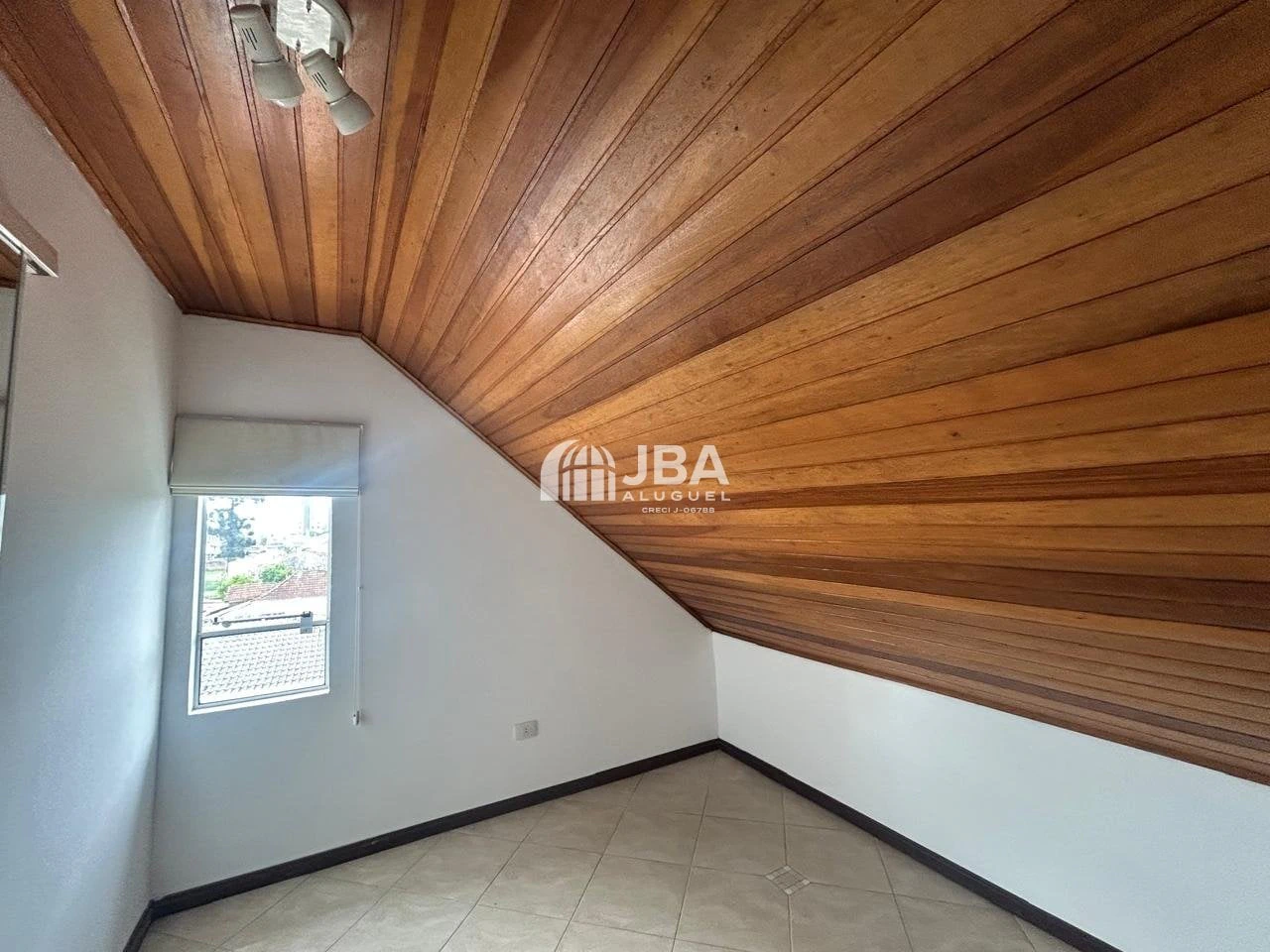 4-bedroom house with a private BBQ — photo 19