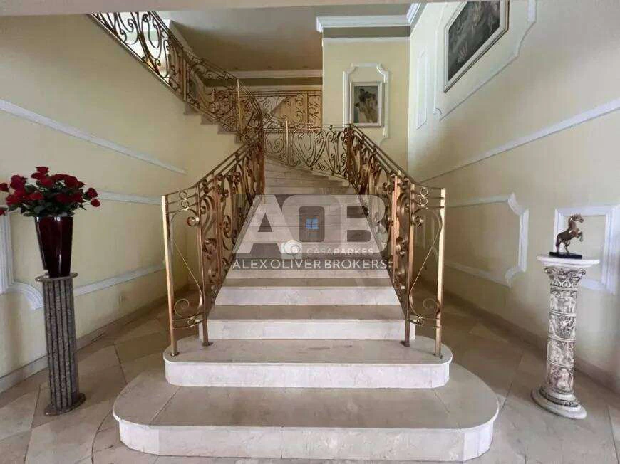 Casa mobiliada com 8 quartos e piscina de uso exclusivo — photo 12