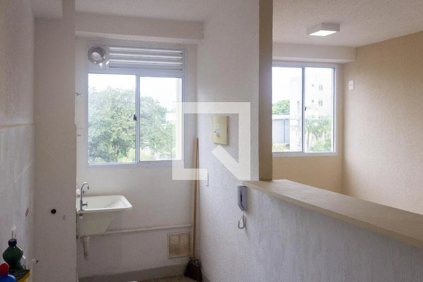 2-bedroom apartment in a building with a gym — photo 20