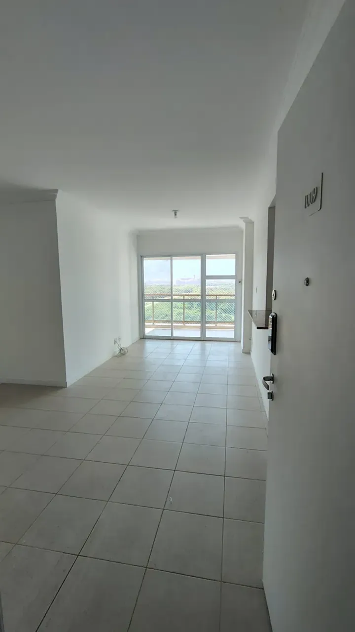 94 m² apartment with 3 bedrooms and 2 bathrooms — photo 19