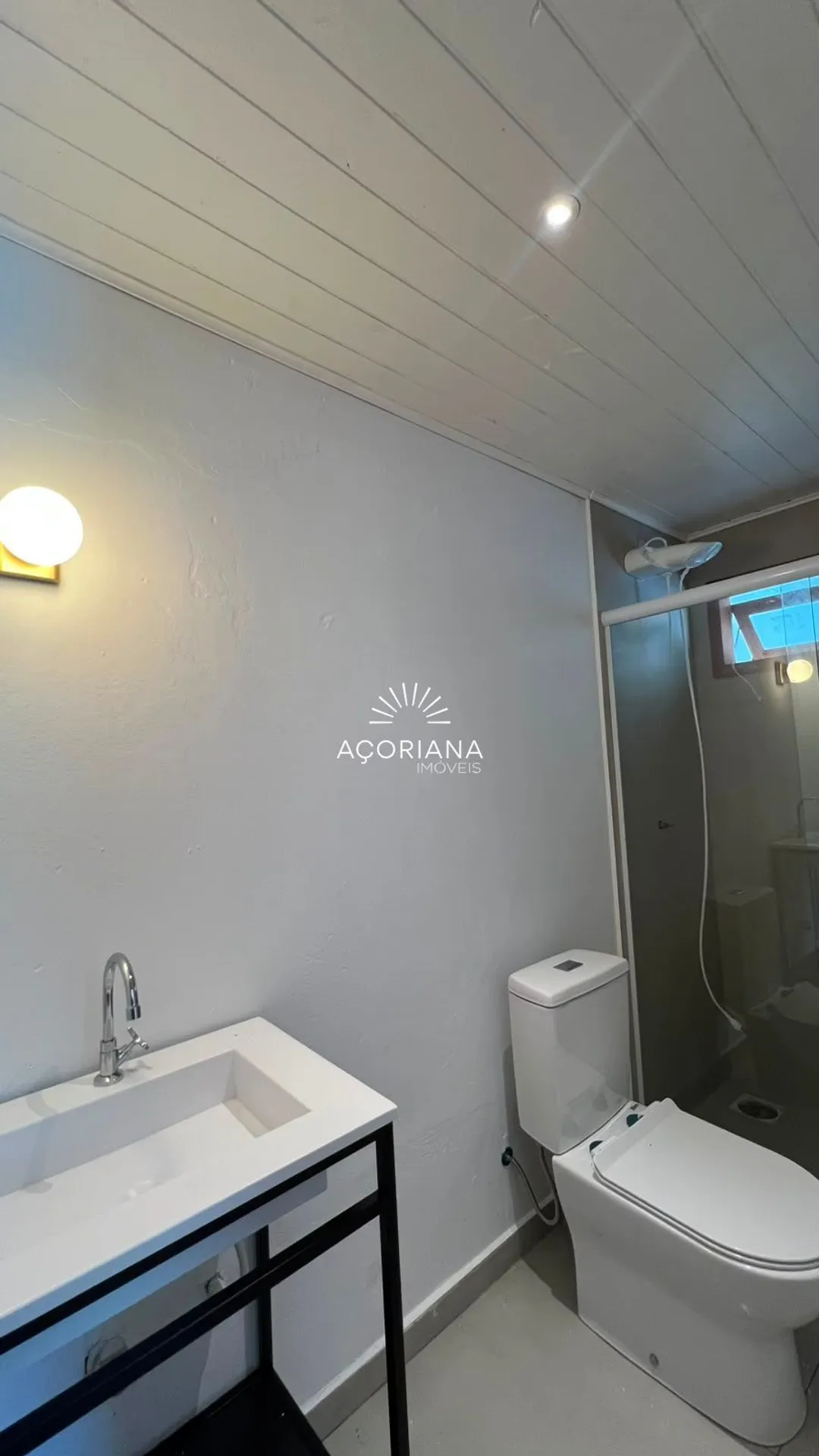 Furnished 600 m² house with 5 bedrooms and an integrated kitchen — photo 29