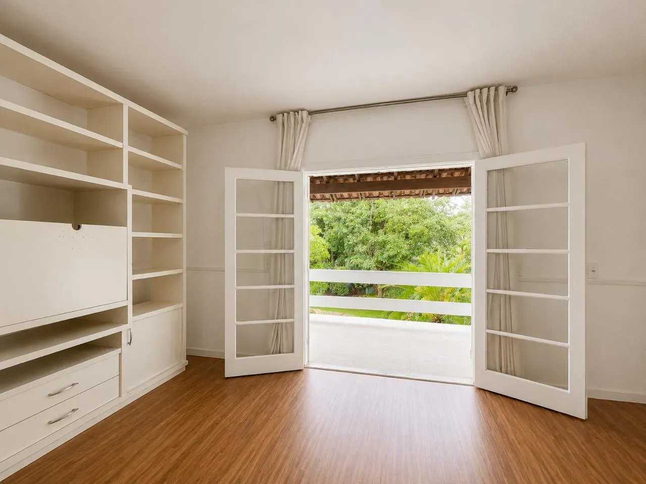 Casa para locação 647 m² com 5 quartos e 2 suítes — photo 9
