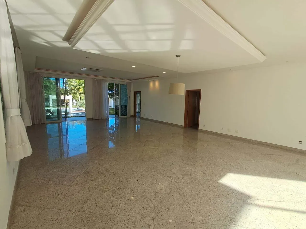House for rent with 1,500 m², 4 bedrooms and 5 baths — photo 16
