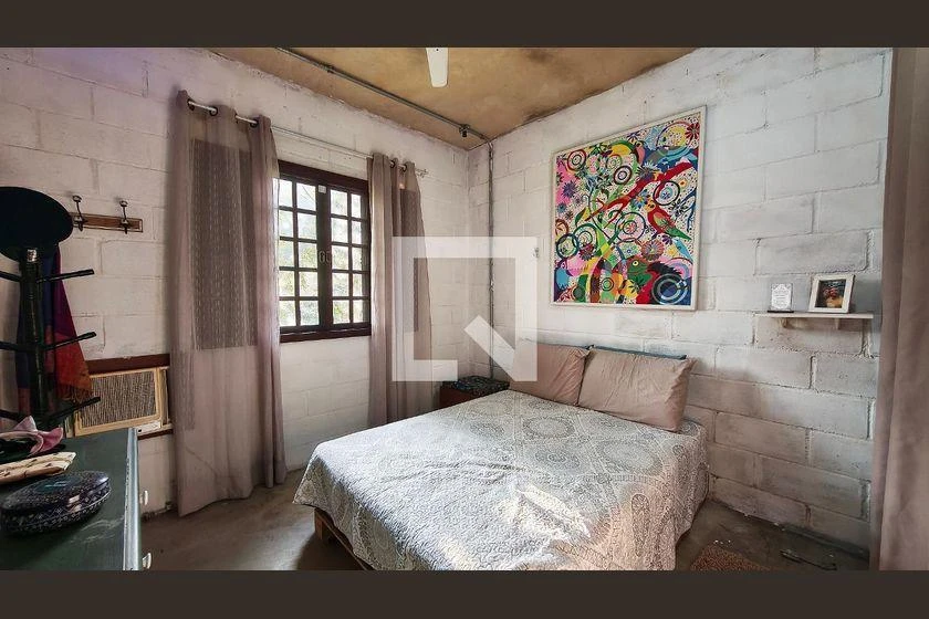 Casa mobiliada com cozinha americana, 3 quartos e jardim — photo 16