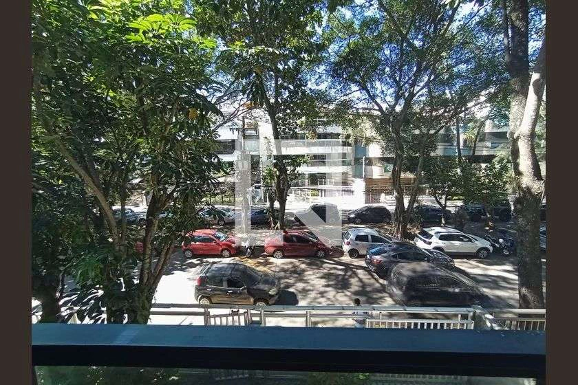 3-bedroom apartment with 185 m² and balcony grill — photo 27