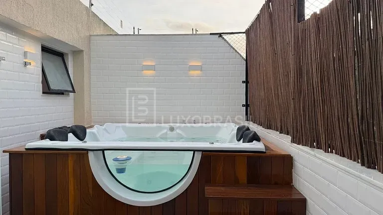 Furnished 2-bedroom apartment with balcony and BBQ grill — photo 2