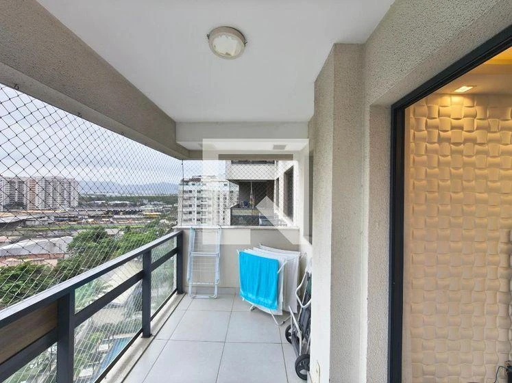 3-bedroom apartment in a building with a gym — photo 16