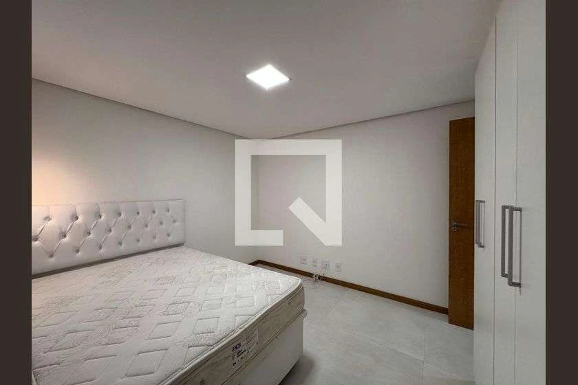 Rental penthouse with 3 en-suite bedrooms and 306 m² — photo 12