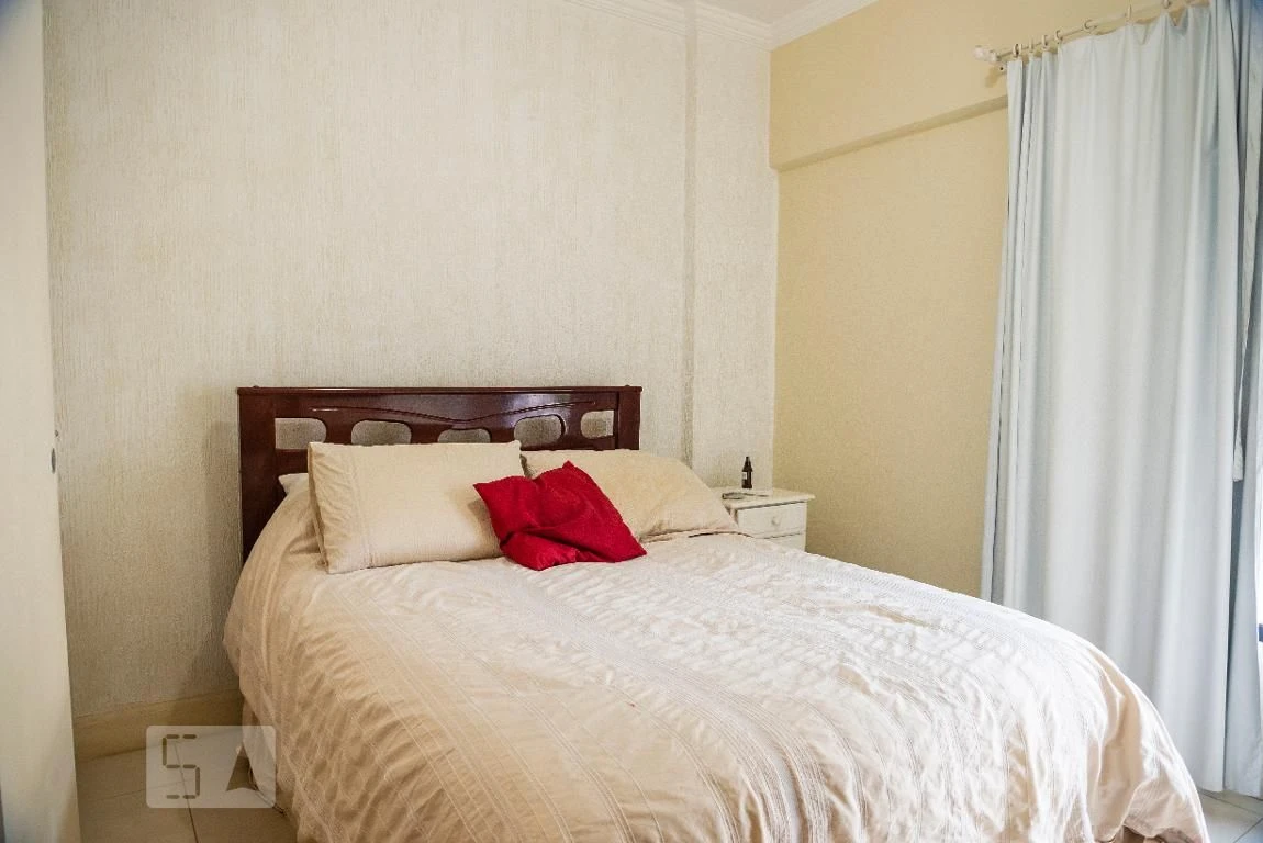 Furnished 1-bedroom apartment with balcony — photo 3