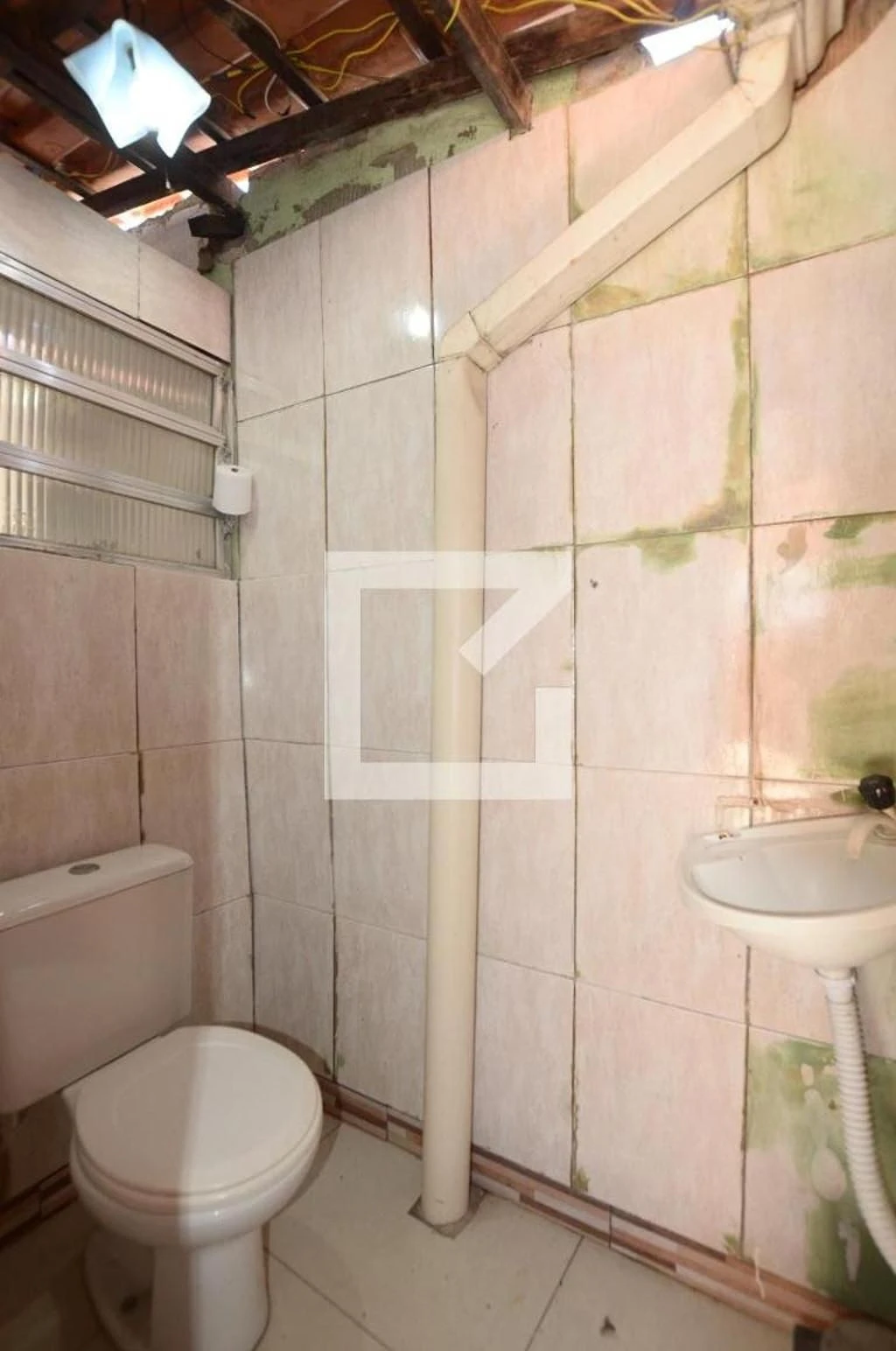 Furnished apartment, 260 m², with a grill on the balcony — photo 66