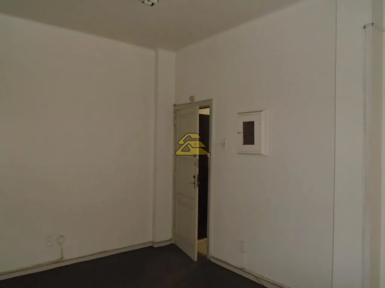 1-bedroom, 1-bath apartment with no parking — photo 13