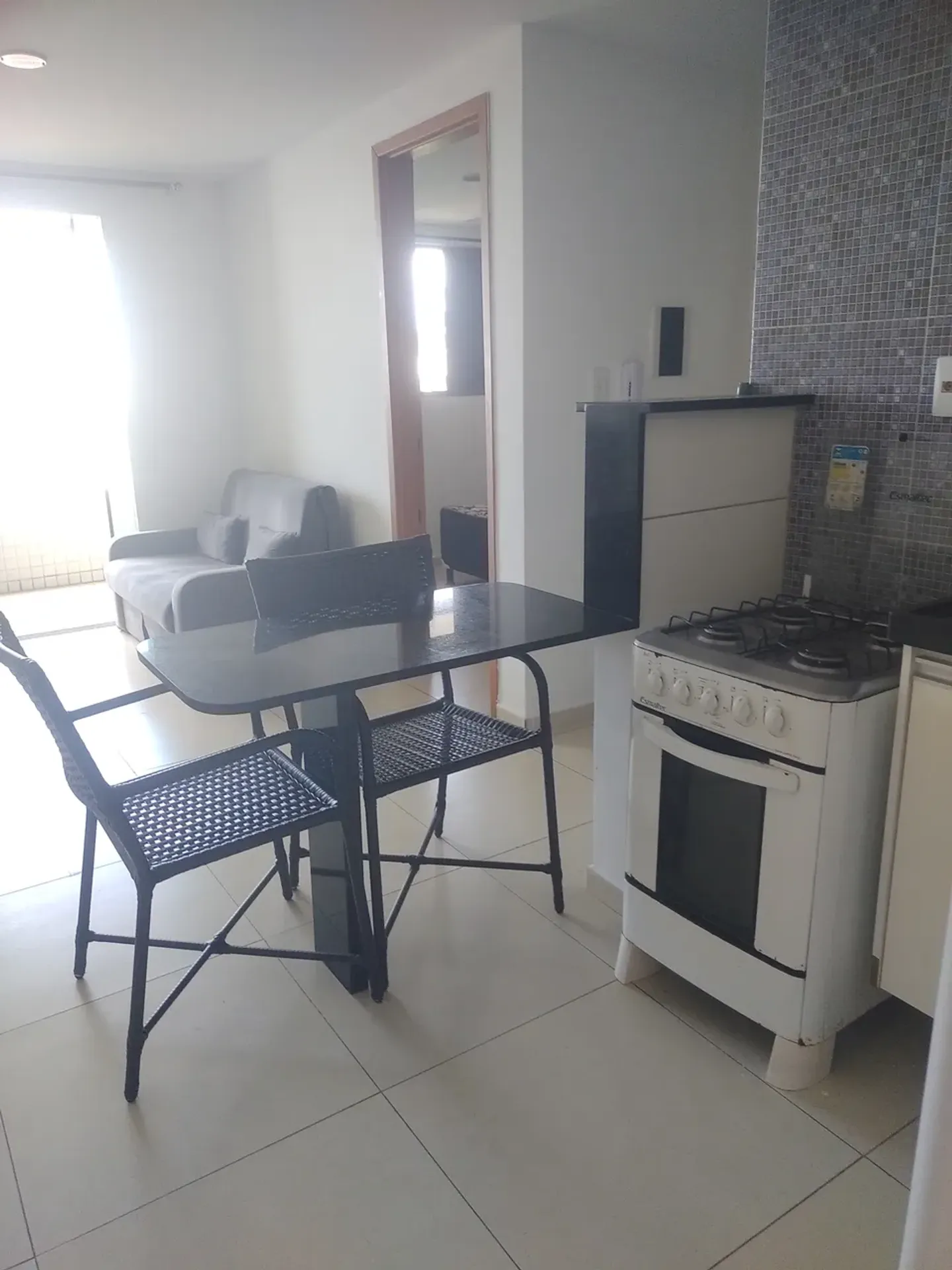 Furnished 1-bedroom apartment with open kitchen — photo 3