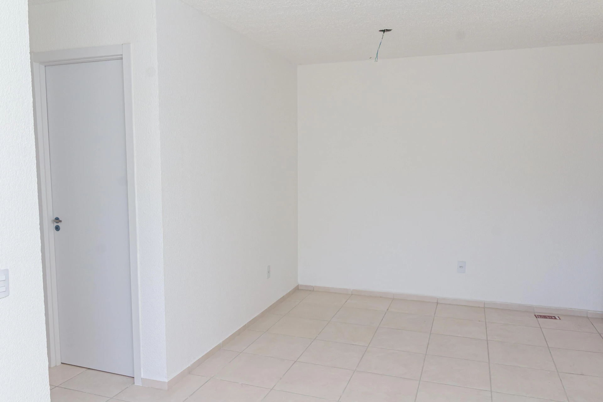 2-bedroom apartment in a building with a pool — photo 47