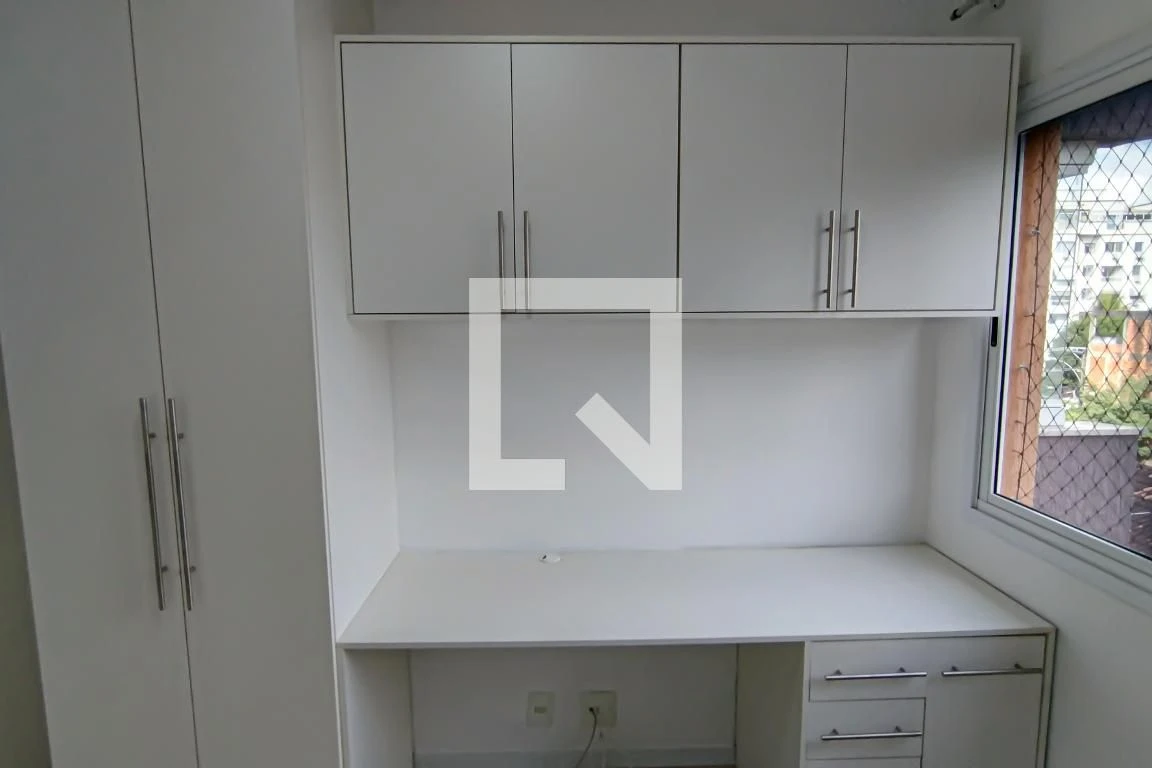 2-bedroom apartment in a building with a sauna — photo 28