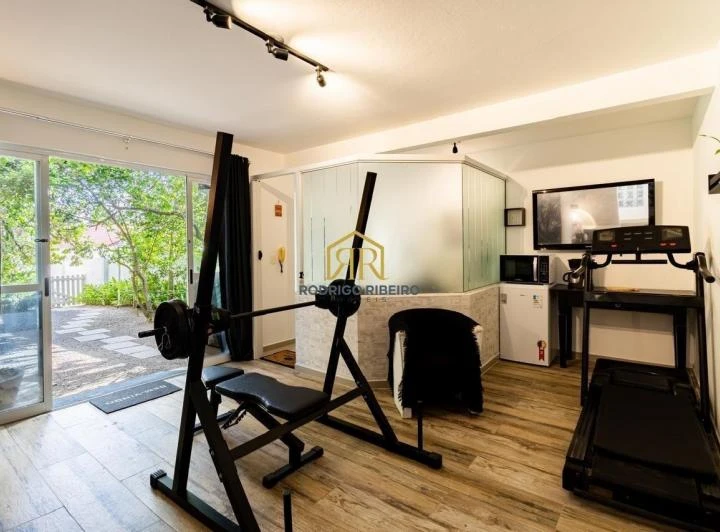Меблированный дом с 4 спальнями и 360 м² — photo 2