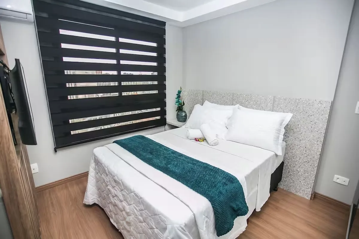 Studio de 28 m² com cozinha americana e sacada de vidro — photo 49