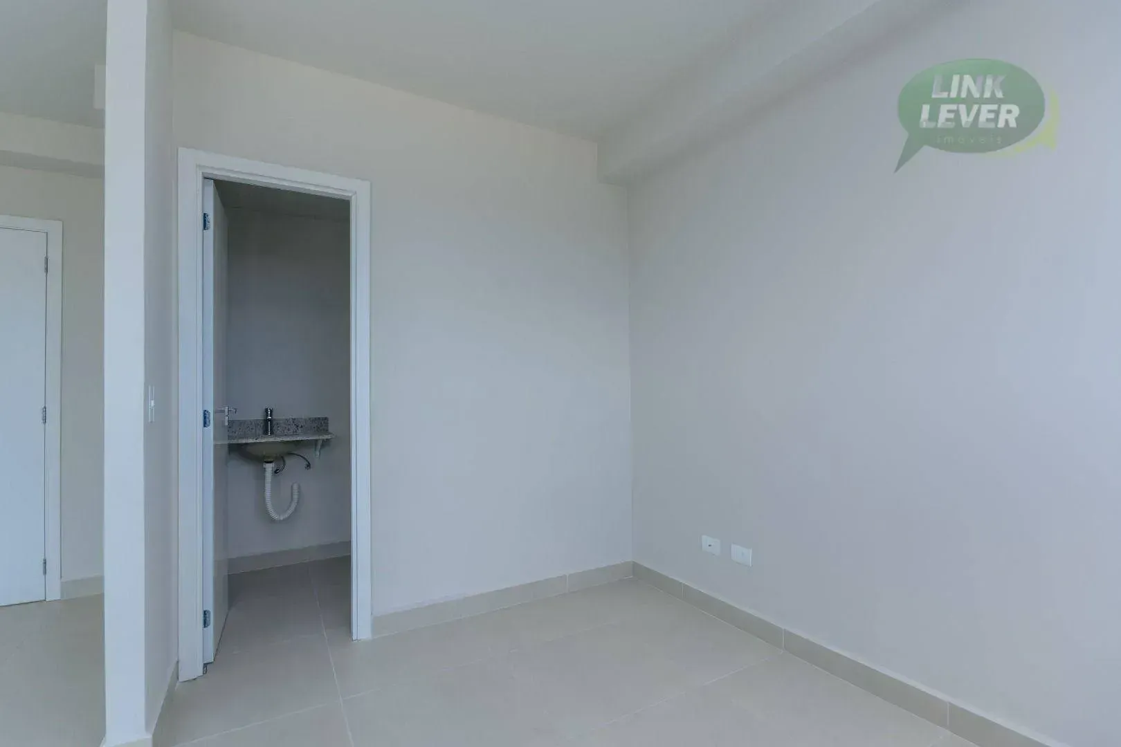 Furnished one-bedroom apartment, 26 m² — photo 9