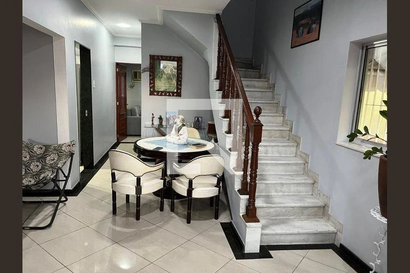 Casa mobiliada com 4 quartos e 350 m² — photo 22
