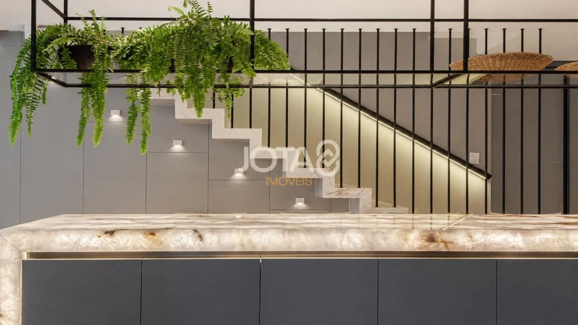 2-bedroom apartment with a grill on the balcony — photo 15