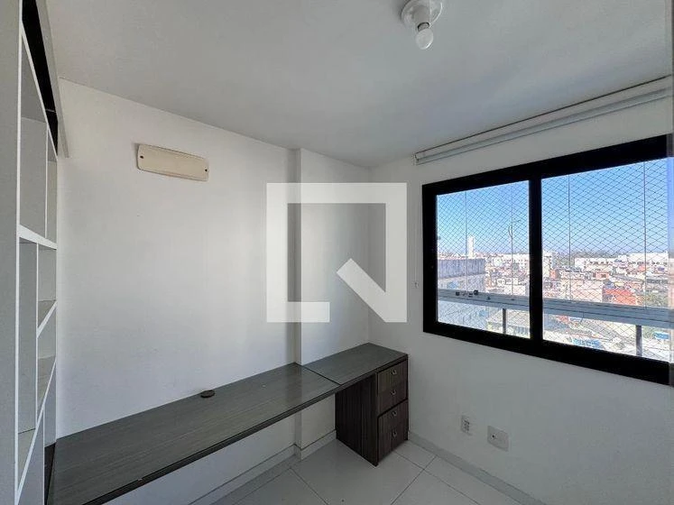 Furnished apartment, 80 m², with a glass-enclosed balcony — photo 32