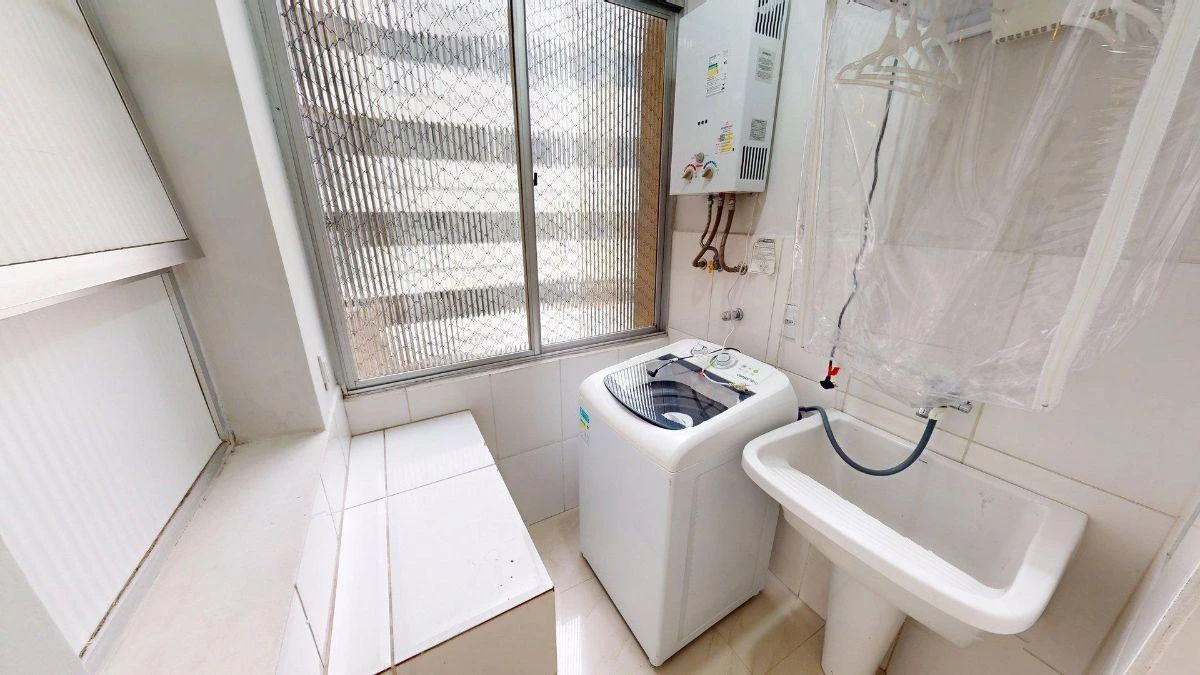 91 m² apartment with a home office and a washing machine — photo 9