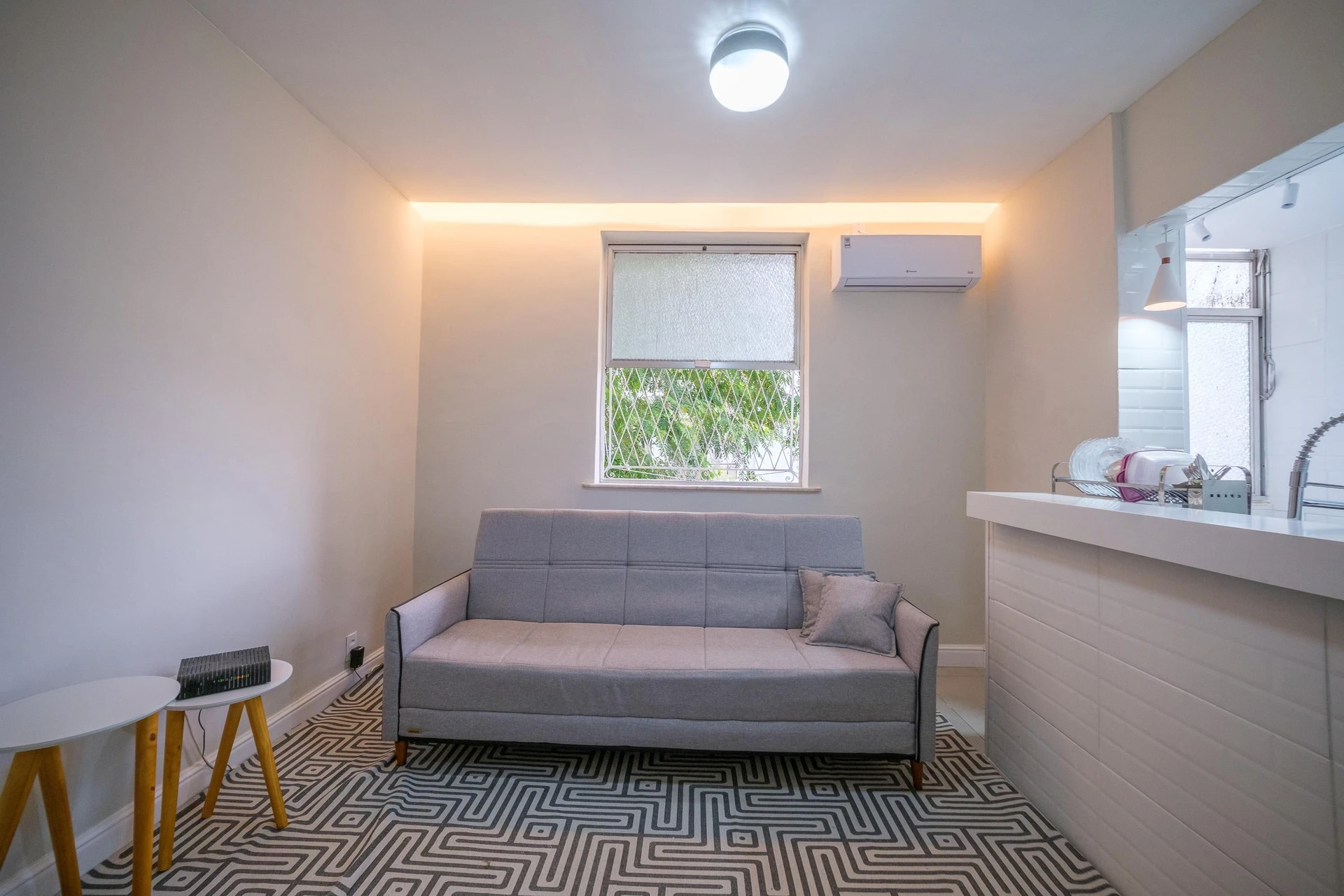 Apartamento amueblado de 1 dormitorio con cocina abierta — photo 6