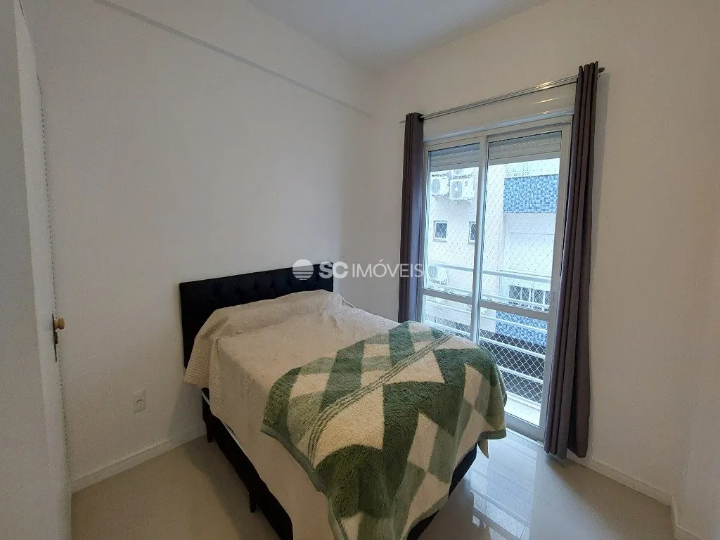 2-bedroom apartment with a washing machine in Florianópolis — photo 9