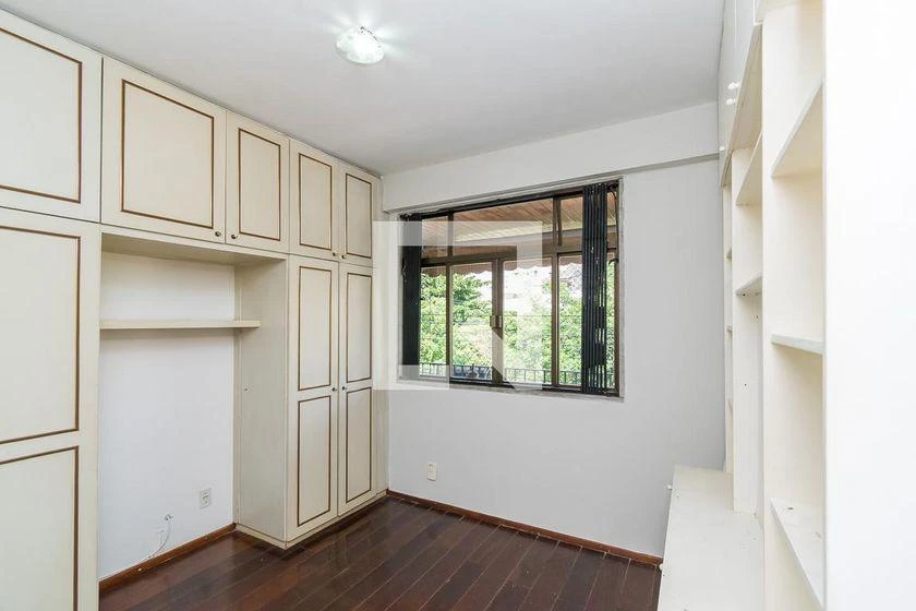 Home office in a 3-bedroom apartment, 116 m² — photo 4