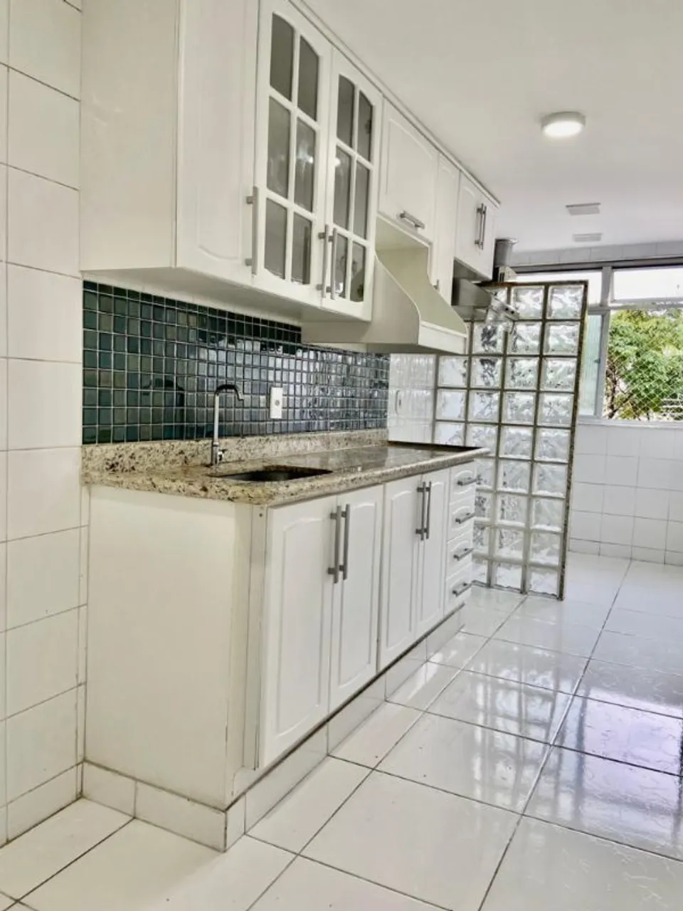 2-bedroom unfurnished apartment with separate kitchen — photo 7