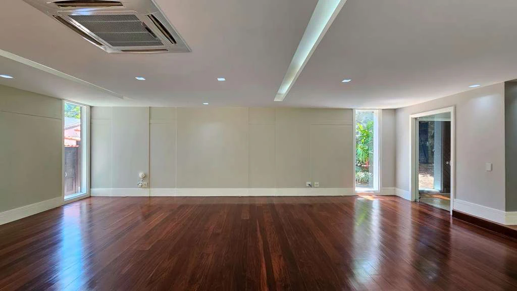 Condo house with 5 bedrooms and a gas kitchen — photo 23