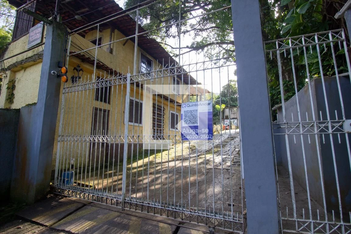 4-bedroom house with a bathtub in Rio de Janeiro — photo 100