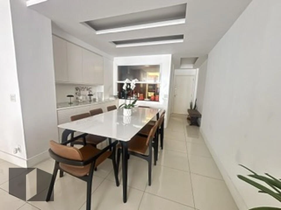 Furnished apartment, 120 m², with a walk-in closet — photo 17