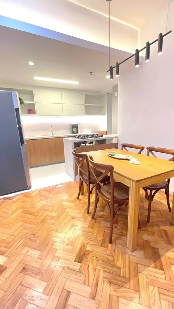 Furnished apartment with 2 bedrooms and open-plan kitchen — photo 6