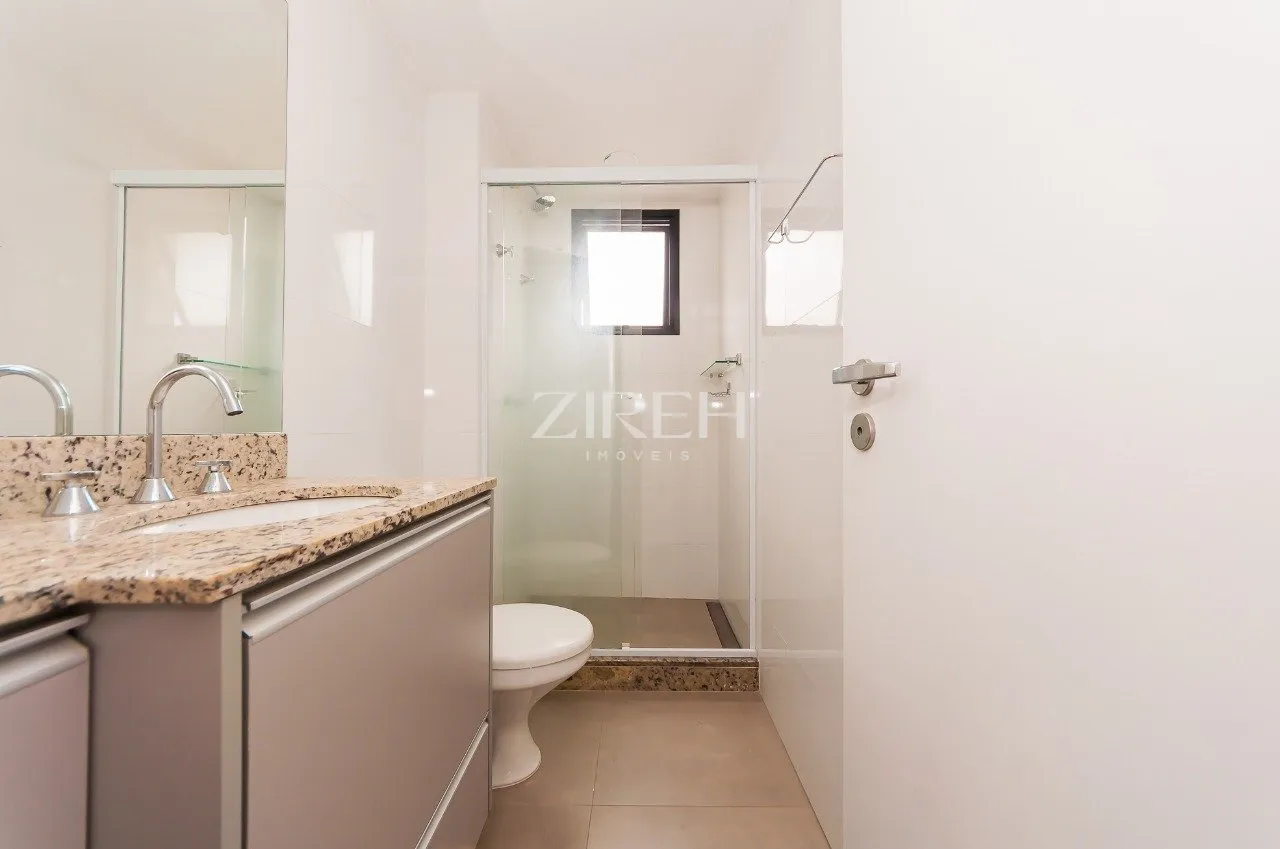 2-bedroom apartment in a building with a tennis court — photo 15