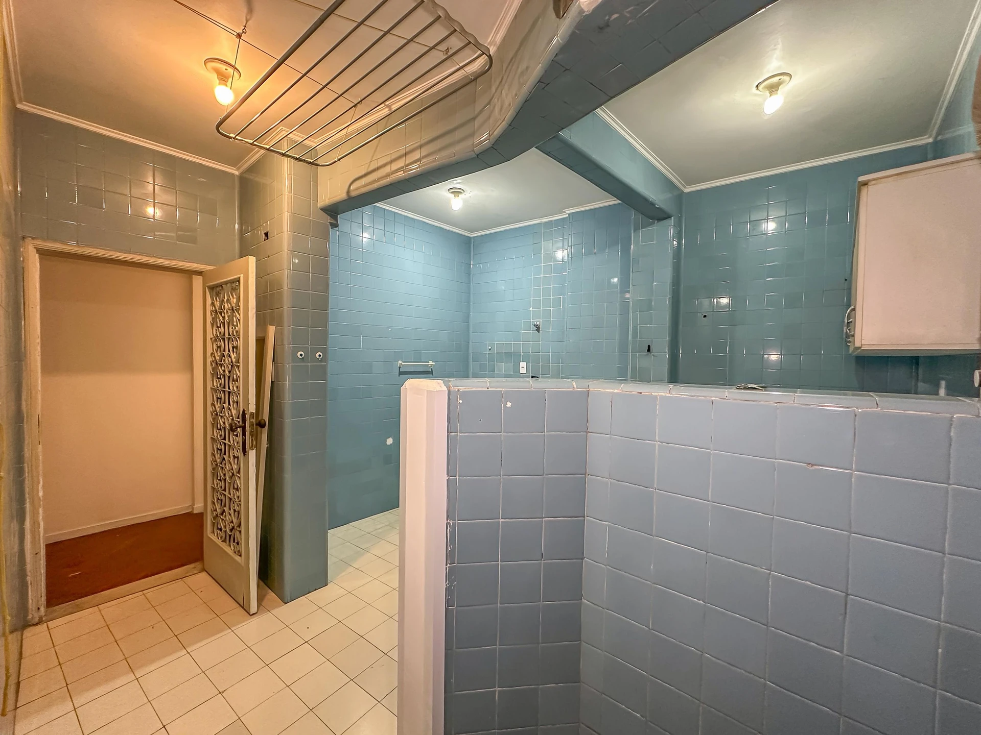 Mountain view in a 2-bedroom apartment, 76 m² — photo 34