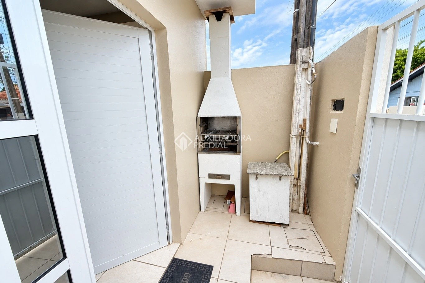 2-bedroom house with a washing machine in Florianópolis — photo 7