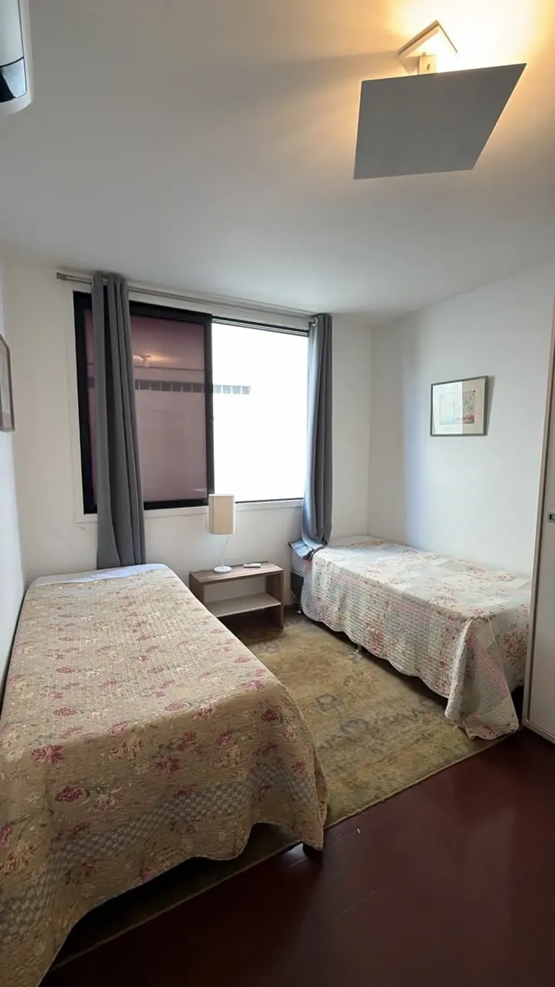 Furnished apartment with 4 bedrooms and open-plan kitchen — photo 47