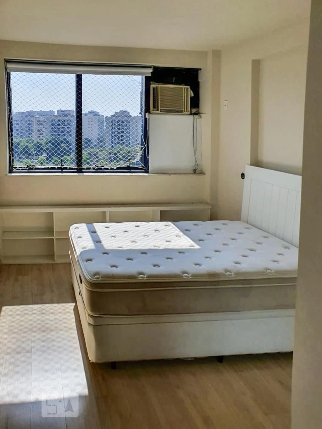 Furnished apartment, 80 m², with a mountain view — photo 3