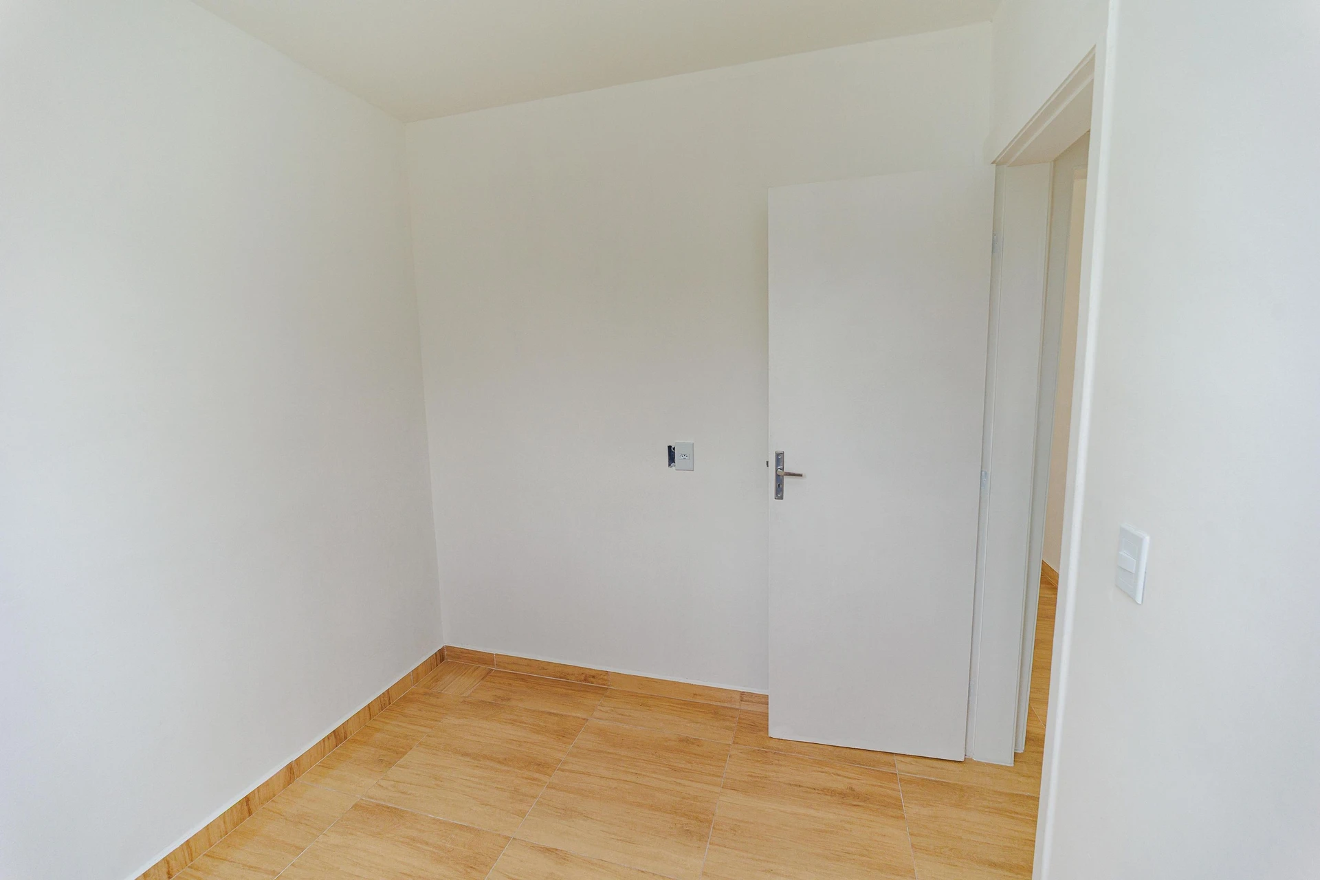 2-bedroom apartment in a building with a pool — photo 20