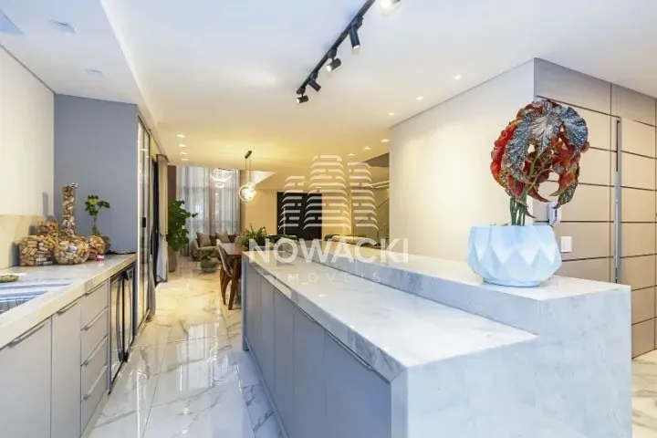 House with 4 bedrooms and 356 m² with integrated kitchen — photo 9