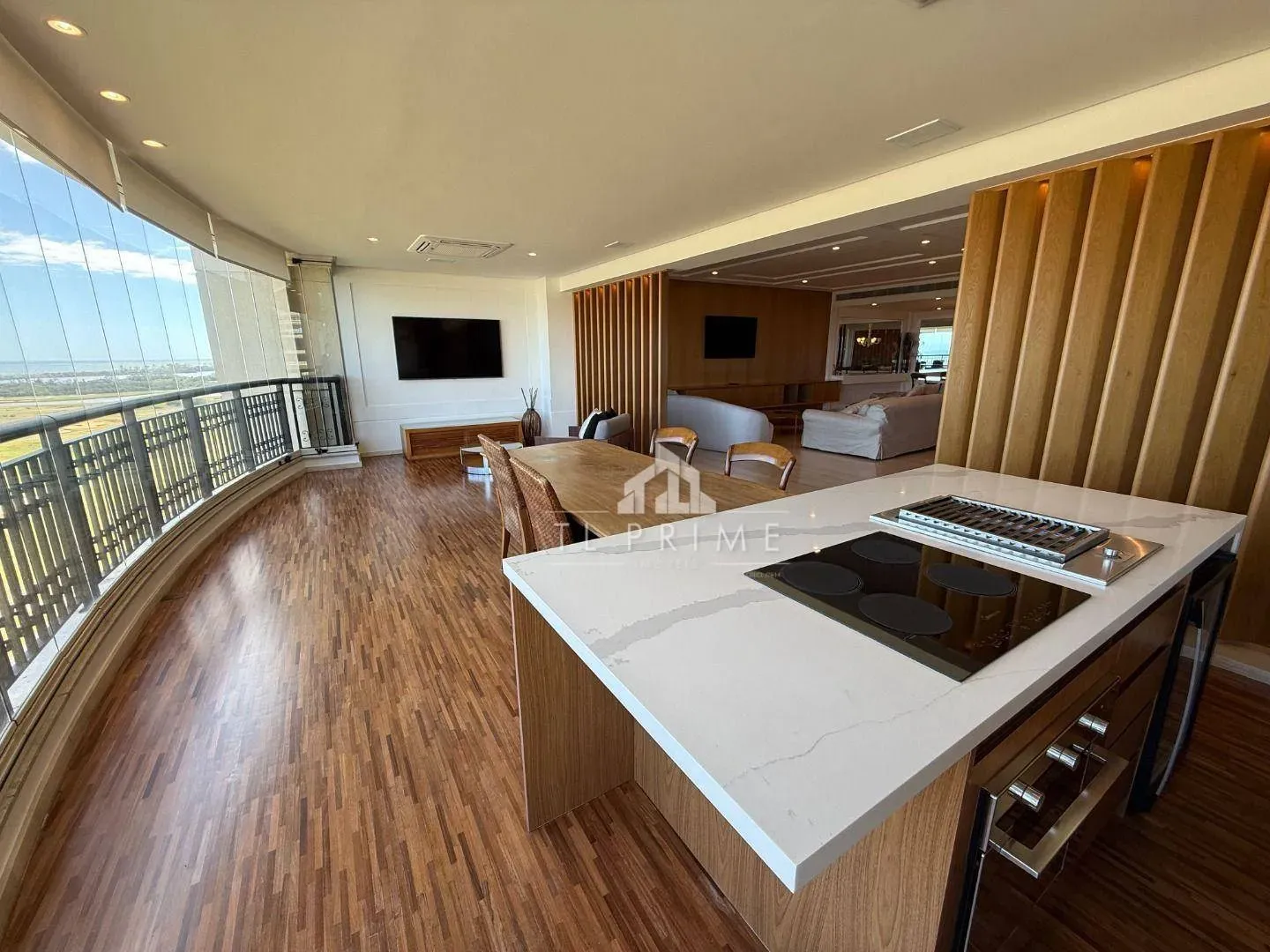 4-suite apartment with 555 m² and 5 parking spaces — photo 29