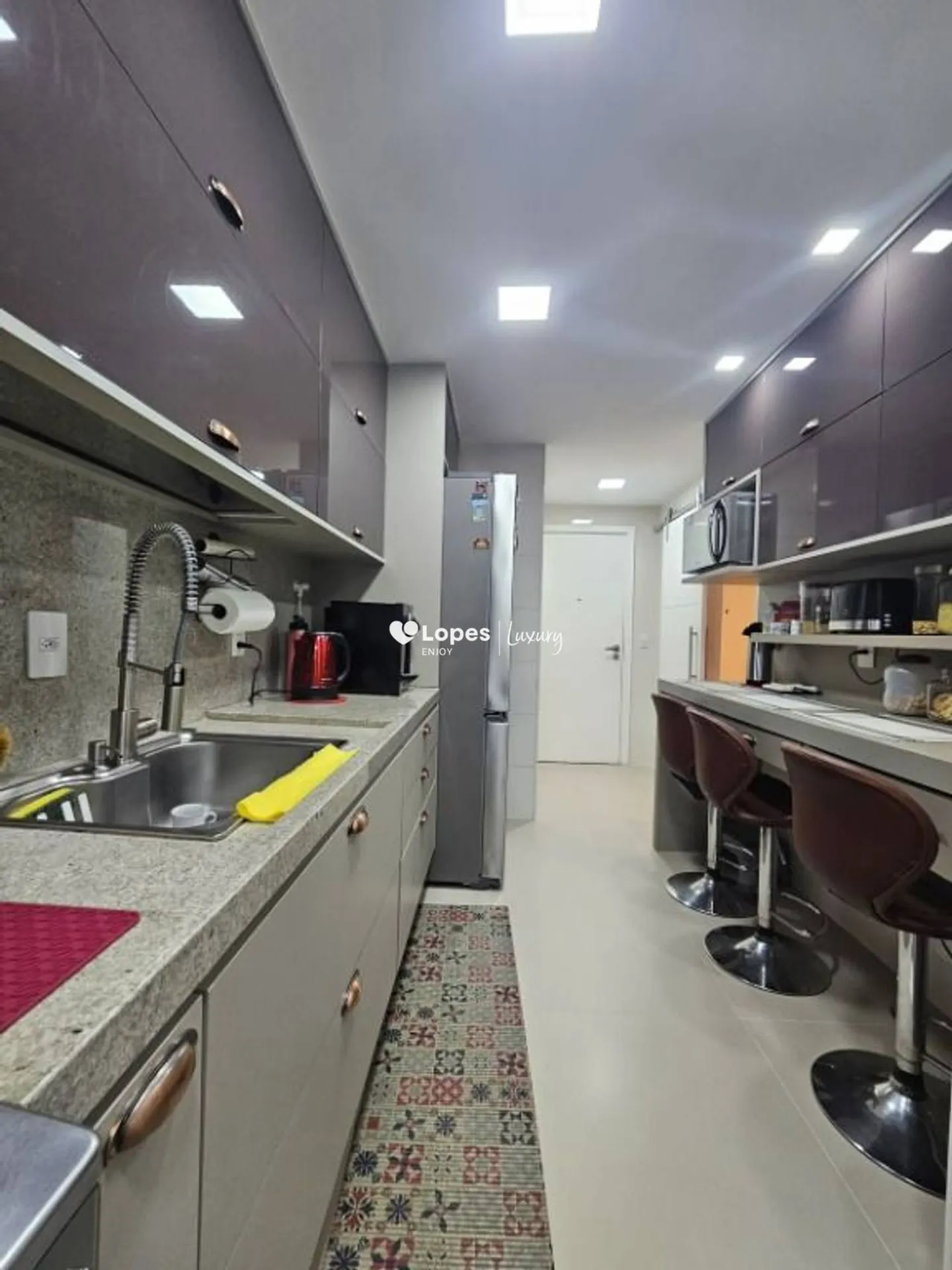 4-bedroom apartment with 158 m² and 2 parking spaces — photo 38