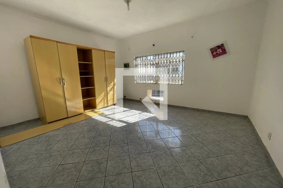 Casa para alugar com 4 quartos, varanda e quintal — photo 23