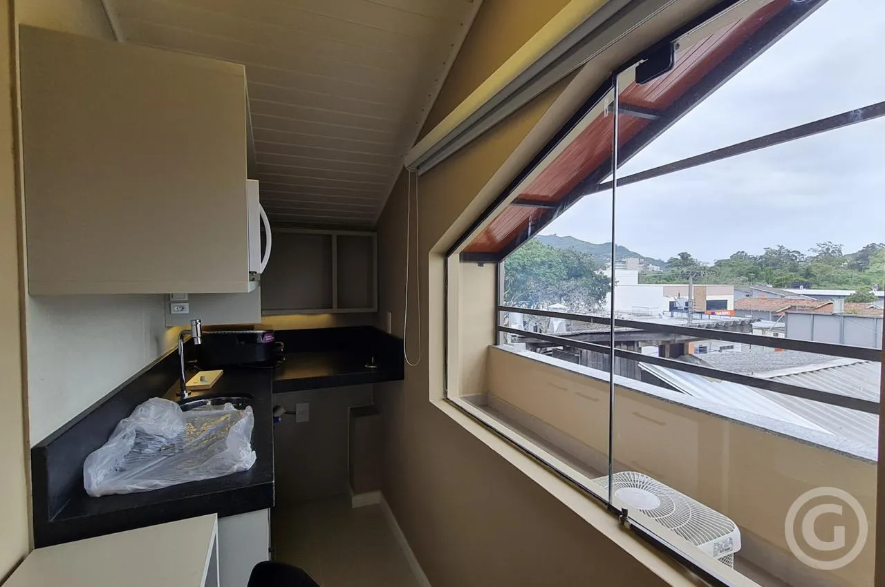 One-bedroom apartment with a home office in Florianópolis — photo 10