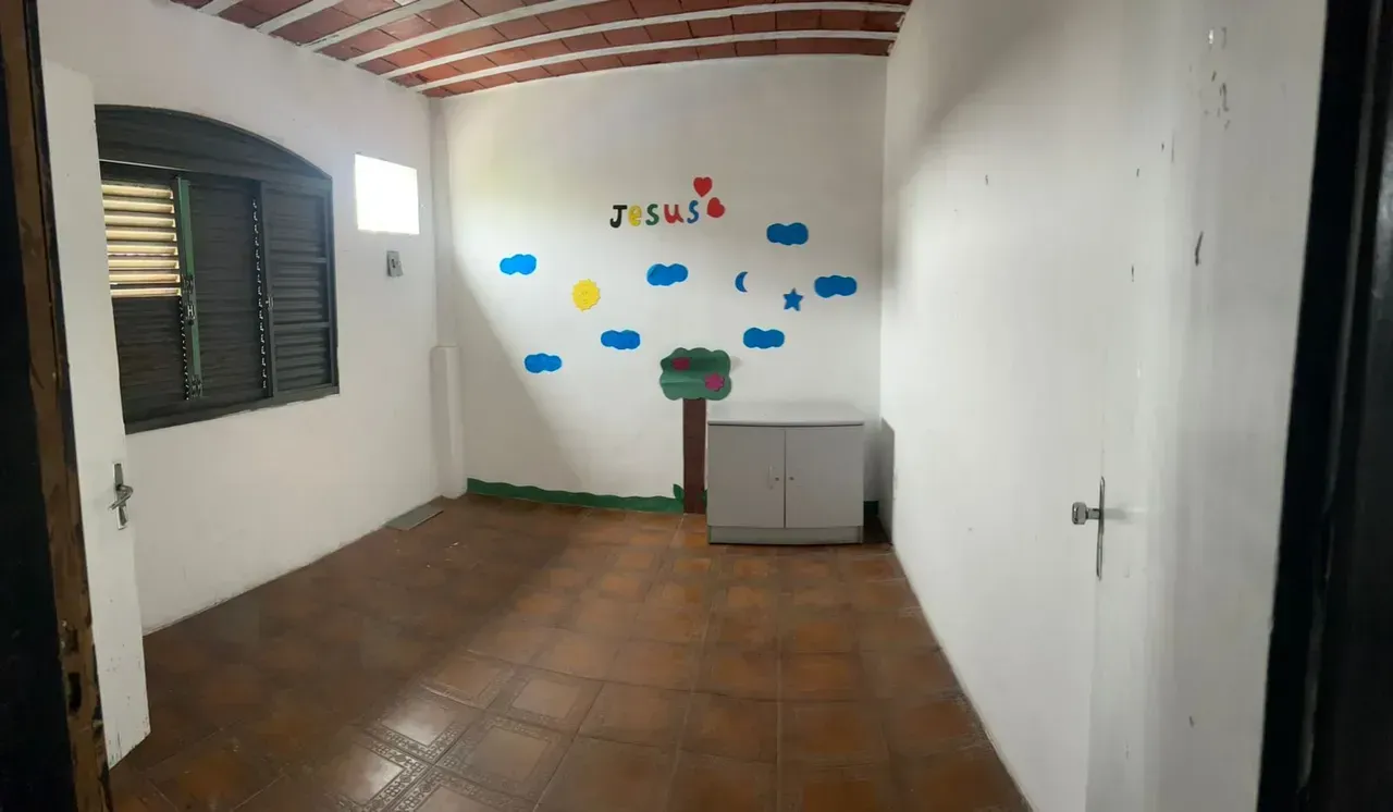 Квартира 120 м² з 2 спальнями та паркуванням; кухня з газом — photo 3