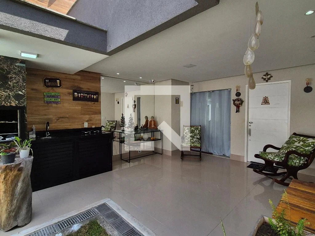 Casa mobiliada com 4 quartos e área gourmet na varanda — photo 5