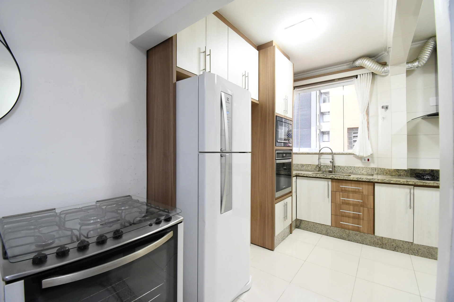 Furnished apartment, 68 m², with a washing machine — photo 3